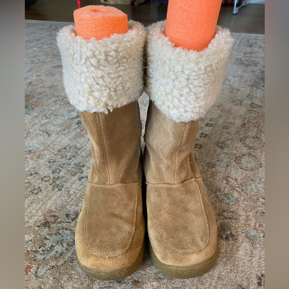 Size 10 Fleece Lined Women's Winter Boots